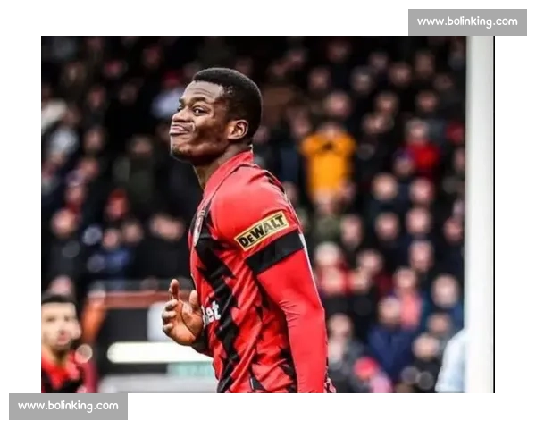 曼联确认科利尔不参与巴莱巴交易 外租计划浮出水面